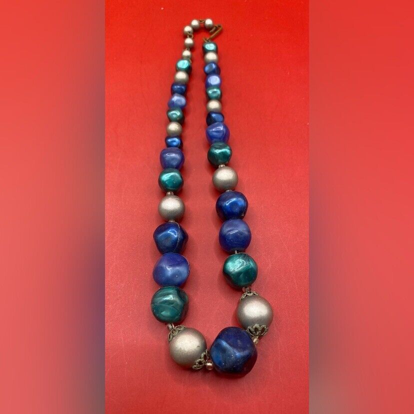 Vintage Necklace Choker Blue Green Beads 15”